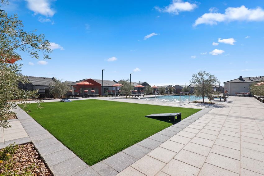 Moderne At Rocking K