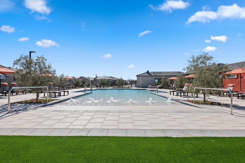 Moderne At Rocking K