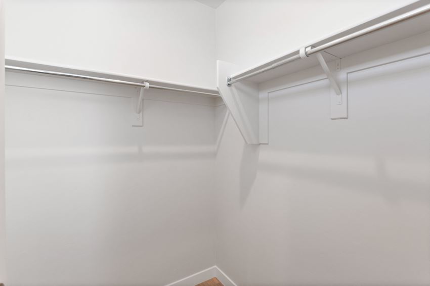 Moderne At Rocking K