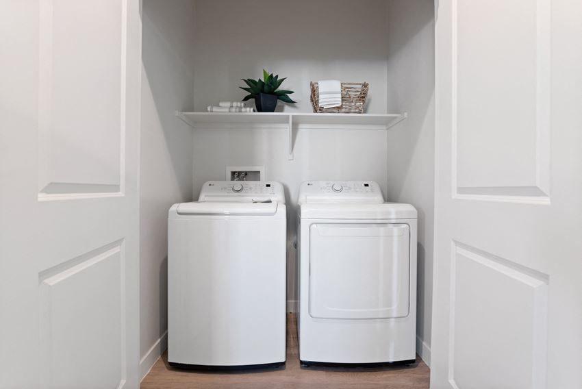 Moderne At Rocking K