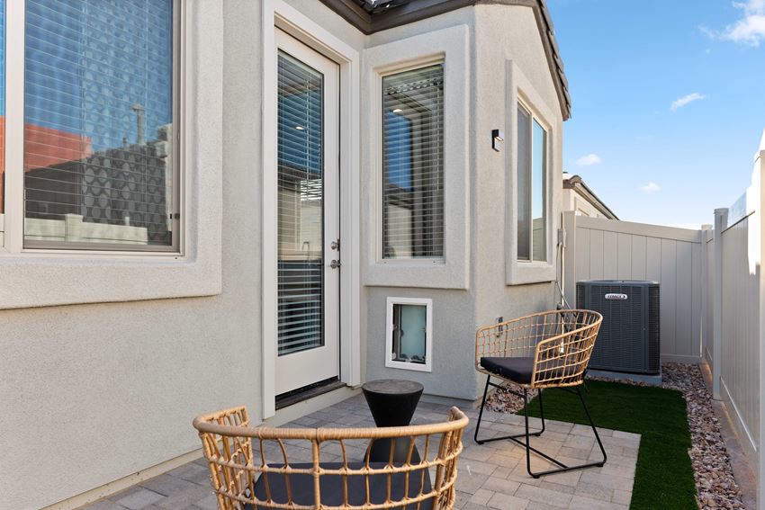 Moderne At Rocking K