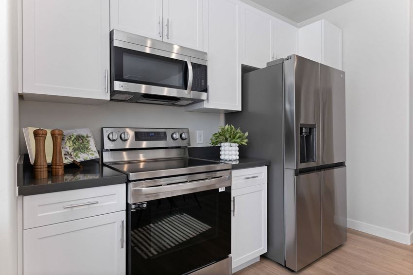 Moderne At Rocking K