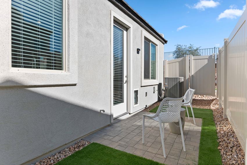 Moderne At Rocking K