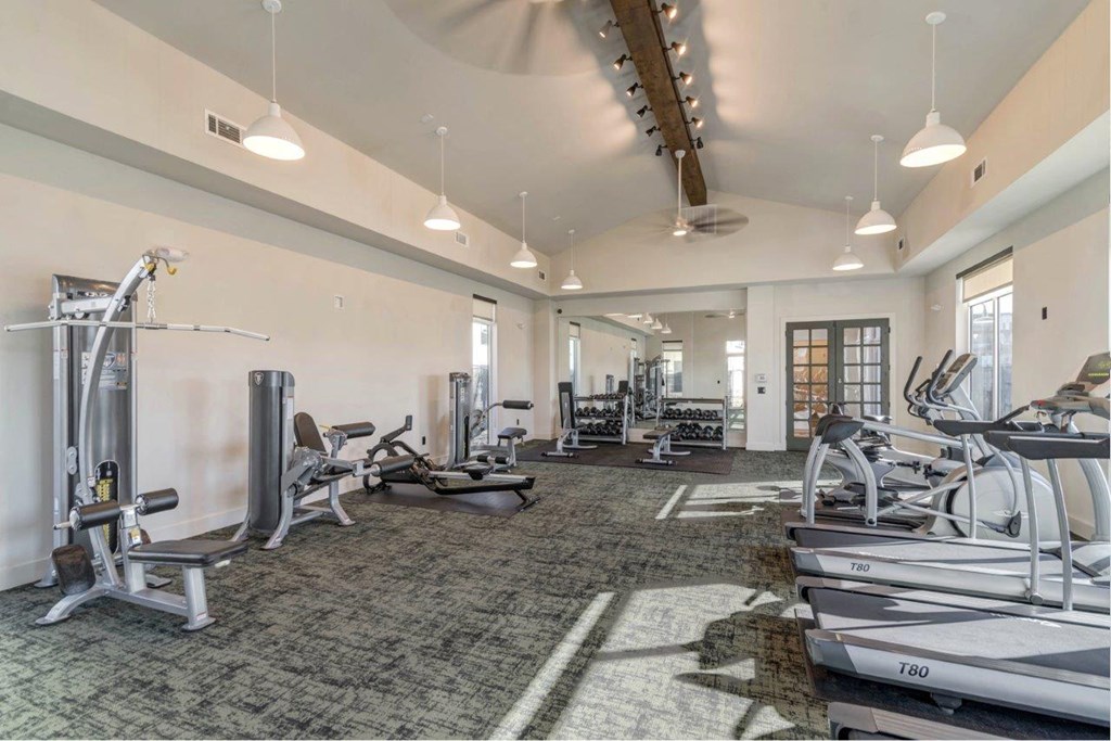 the gym at the estates apartments