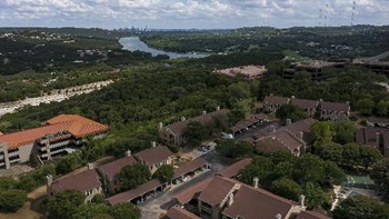 drone view of austin texas apartments - Photo Gallery 13