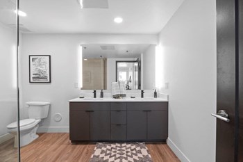 Model Kitchen Apartment North Scottsdale - Photo Gallery 6