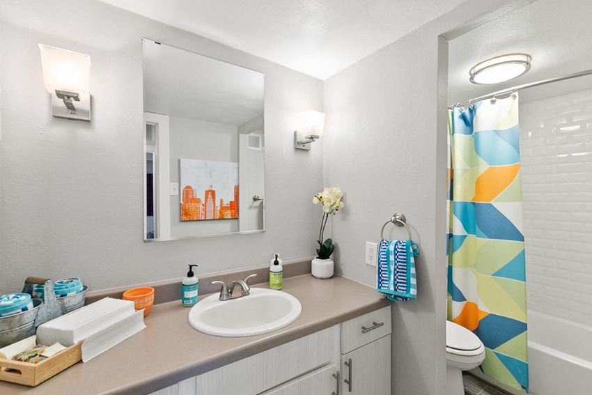 The Pearl At Midtown