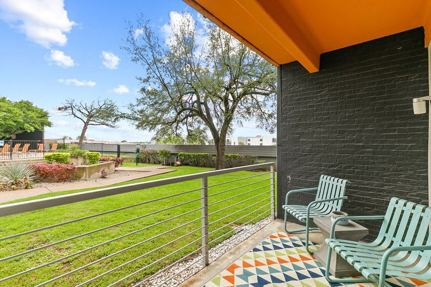 The Pearl At Midtown