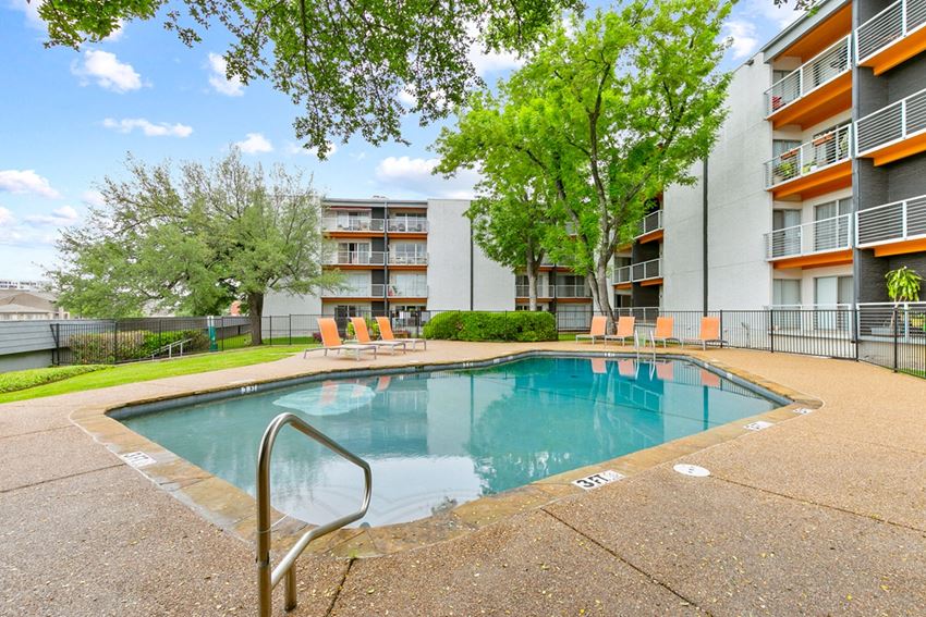 The Pearl At Midtown