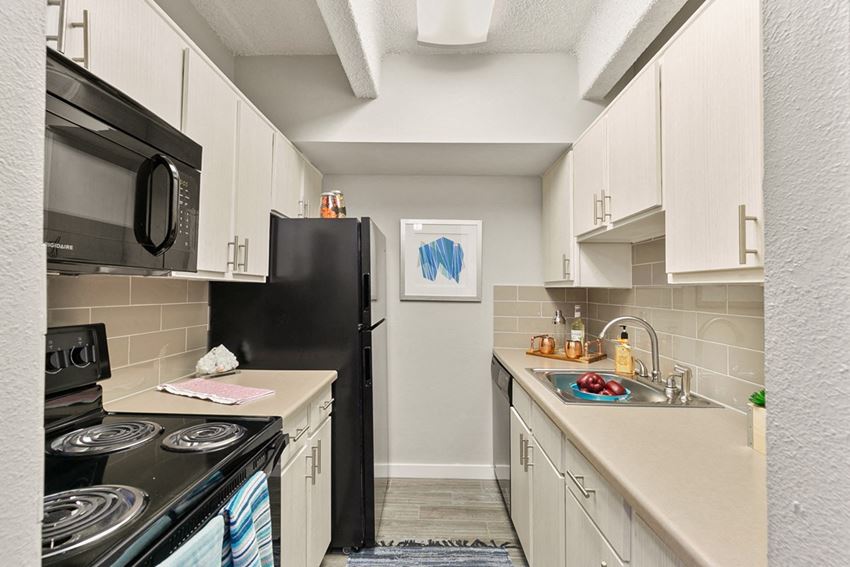 The Pearl At Midtown