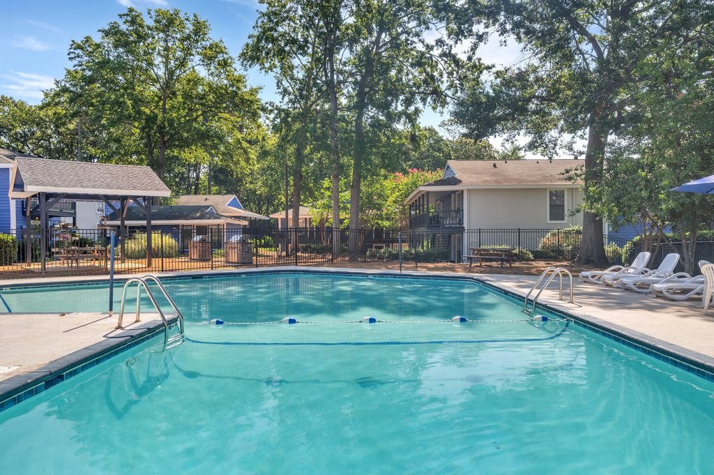 the swimming pool at the villas at pine ridge