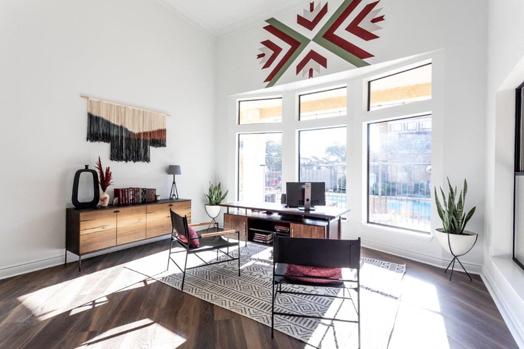 leasing office in san antonio apartment