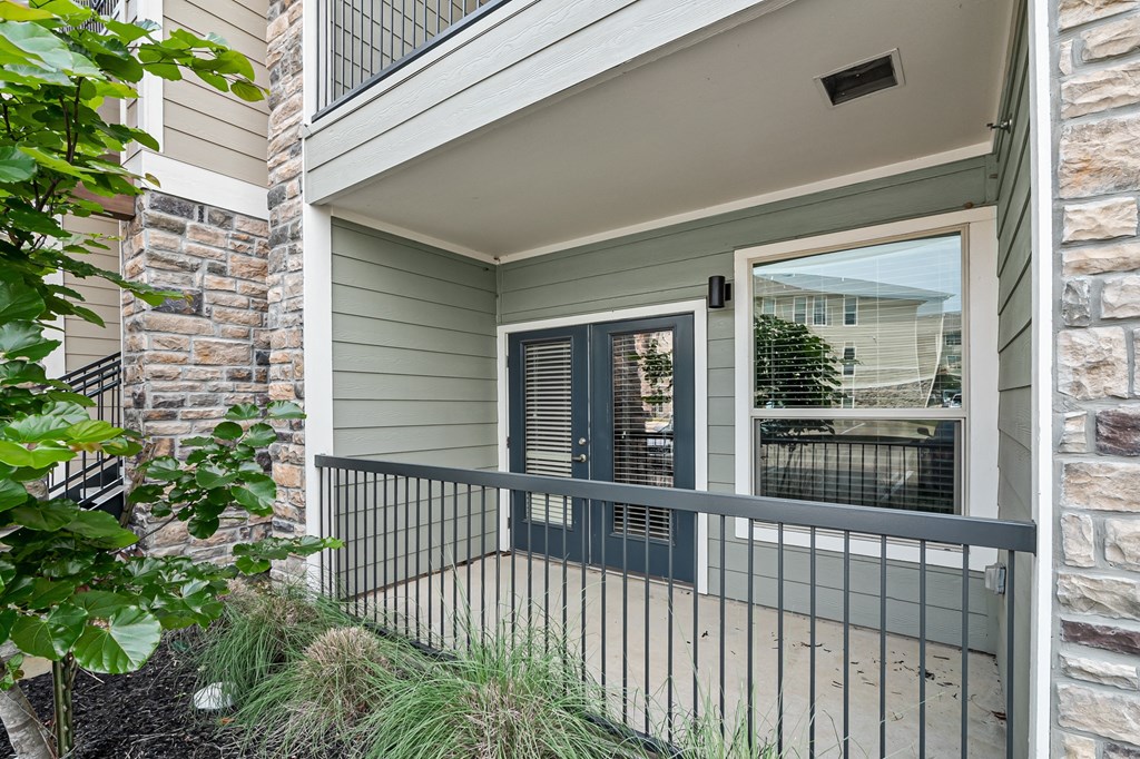 the preserve at ballantyne commons home balcony and door