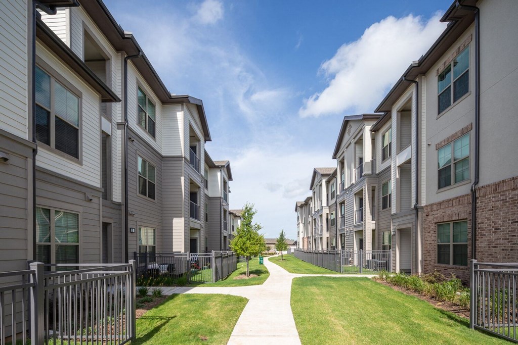 missouri city apartments