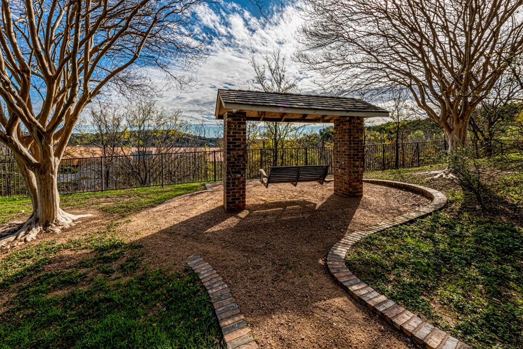 resident lounge area in austin texas apartments