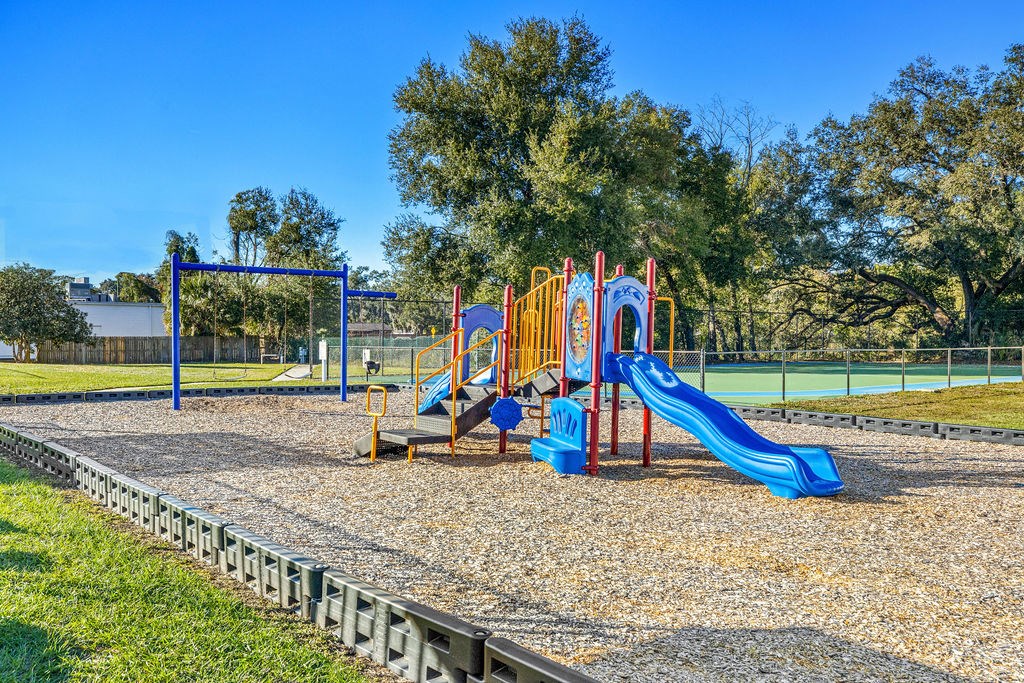 Skye Oaks Playground