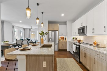 apartments in humble - Photo Gallery 2