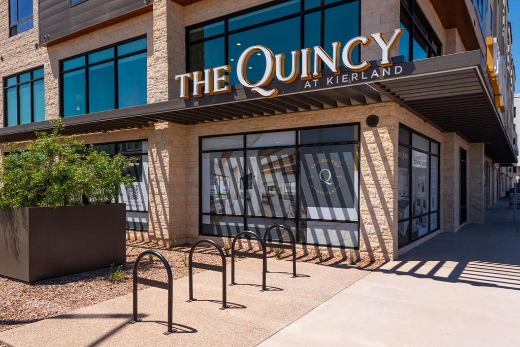 15826 North Scottsdale Road 1-2 Beds Apartment for Rent - Photo Gallery 23