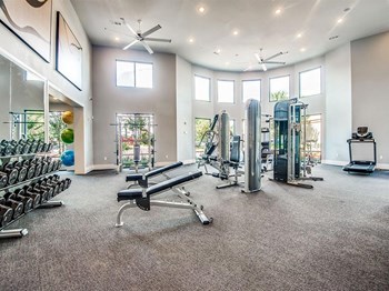 Fitness Center - Photo Gallery 11