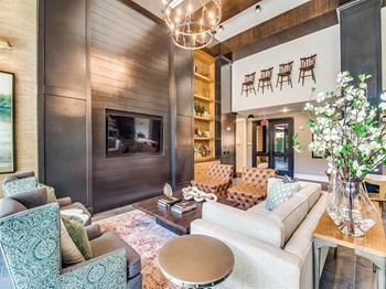 Lobby - Photo Gallery 4