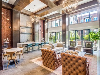 Lobby - Photo Gallery 5