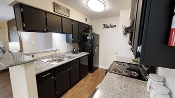 Kitchen - Photo Gallery 9
