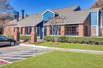 6051 Bridge St 1-2 Beds Apartment for Rent - Photo Gallery 2