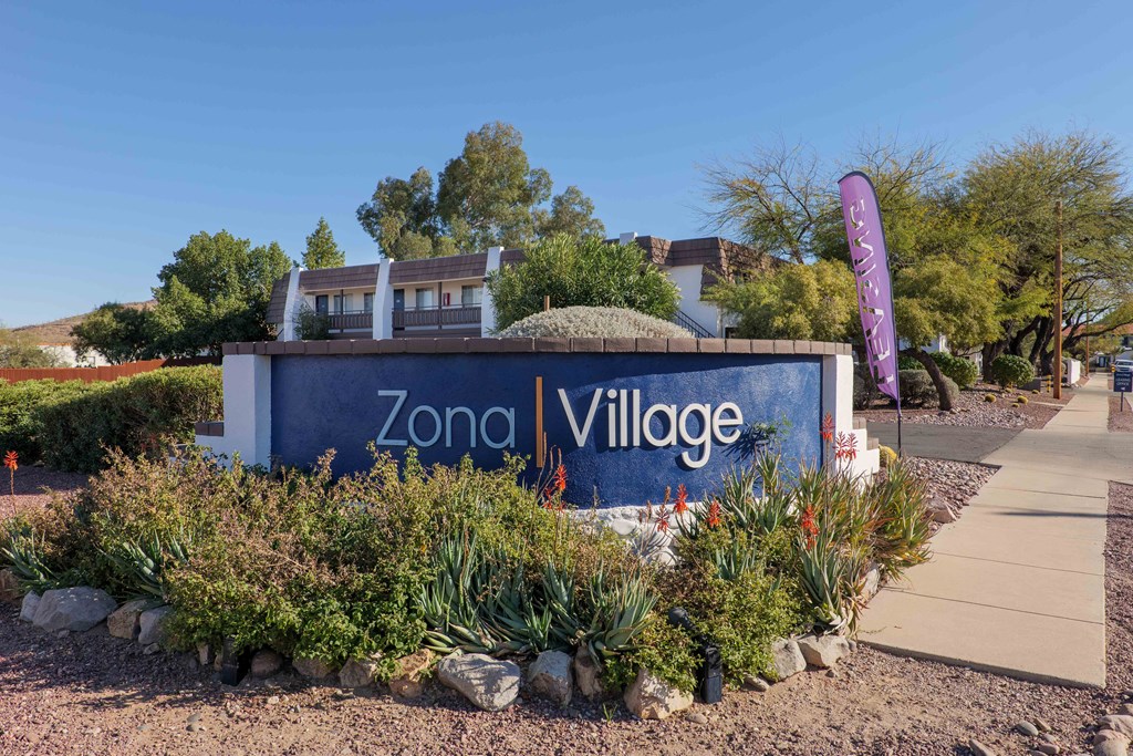 Zona Village