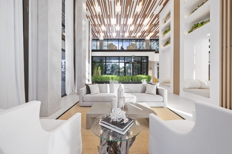 10X Las Olas Walk is a similar property to Treo Apartments located in Fort Lauderdale