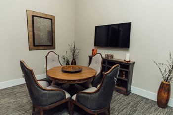 7830 Van Tuyl Pkwy. 1-3 Beds Apartment for Rent - Photo Gallery 20