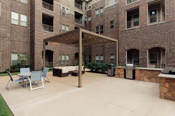 7830 Van Tuyl Pkwy. 1-3 Beds Apartment for Rent - Photo Gallery 14