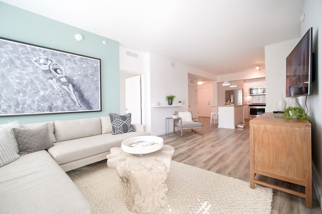 10X Fort Lauderdale is a similar property to ICFTF, LLC DBA 510 New River located in Fort Lauderdale