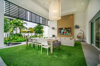 Outdoor Space Apartment Florida - Photo Gallery 35