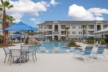 Resort-style swimming poolR