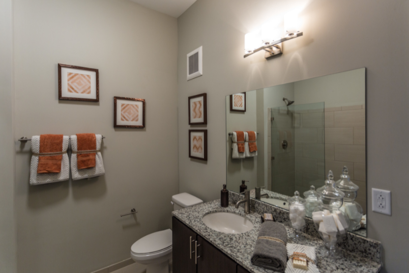 this is a photo of the bathroom of a 560 square foot, 1 bedroom apartment at as
