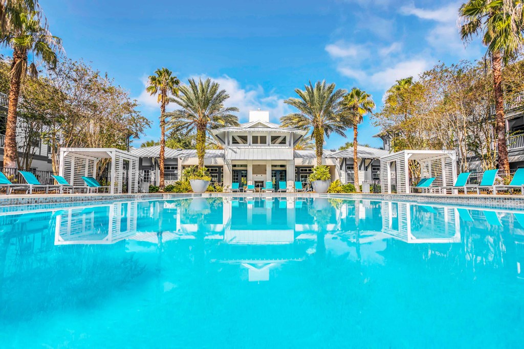 the swimming pool at the resort at longboat key club
