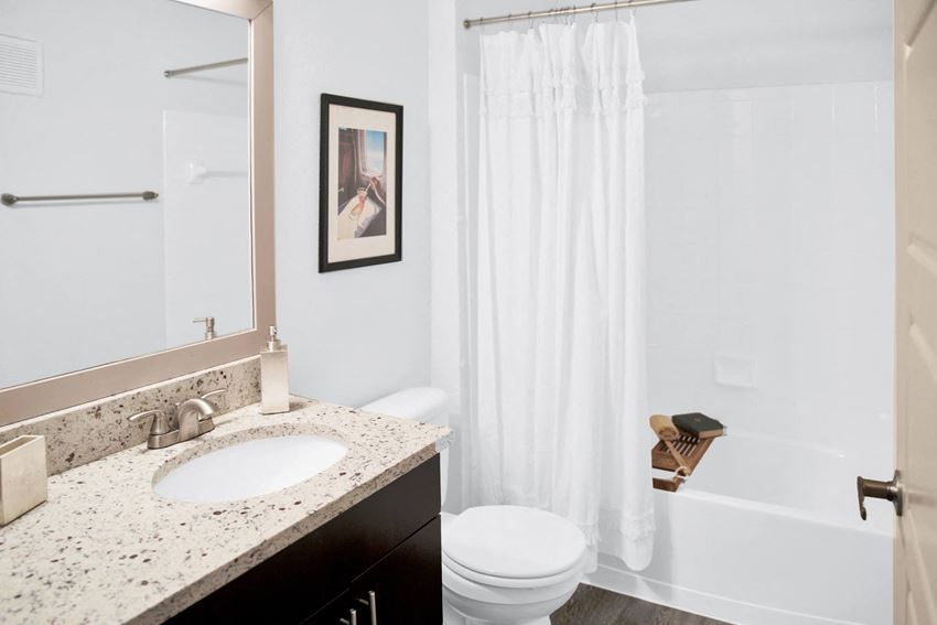 1500 Crossing Place 2-3 Beds Apartment for Rent - Photo Gallery