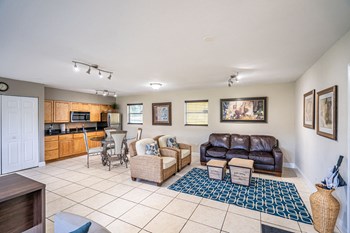 Clubhouse - Photo Gallery 6