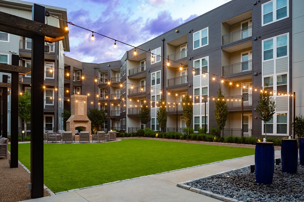 Outdoor Seating and Fire Pit