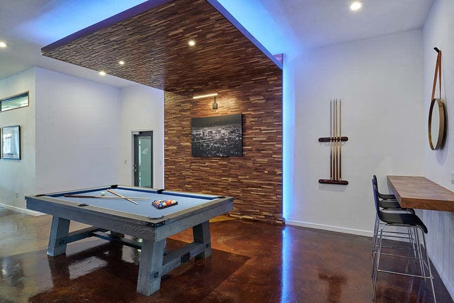 Pool room