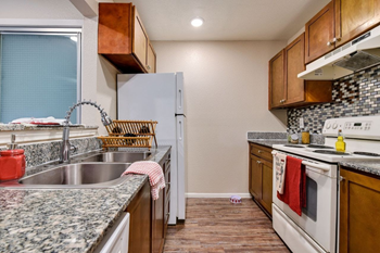 Arts At Turtle Creek Apartments 714 Turtle Creek Blvd Austin Tx Rentcafe