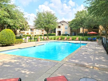 6501 Independence Parkway 1-2 Beds Apartment for Rent - Photo Gallery 15