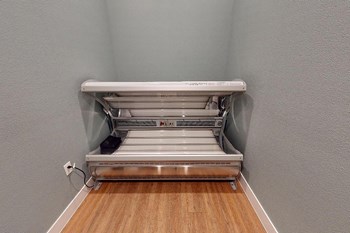 laydown tanning bed in midland tx luxury apartment - Photo Gallery 39