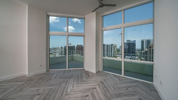 Vacant Apartment Fort Lauderdale - Photo Gallery 18