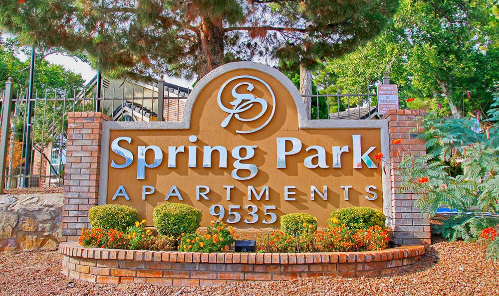 Spring Park Sign