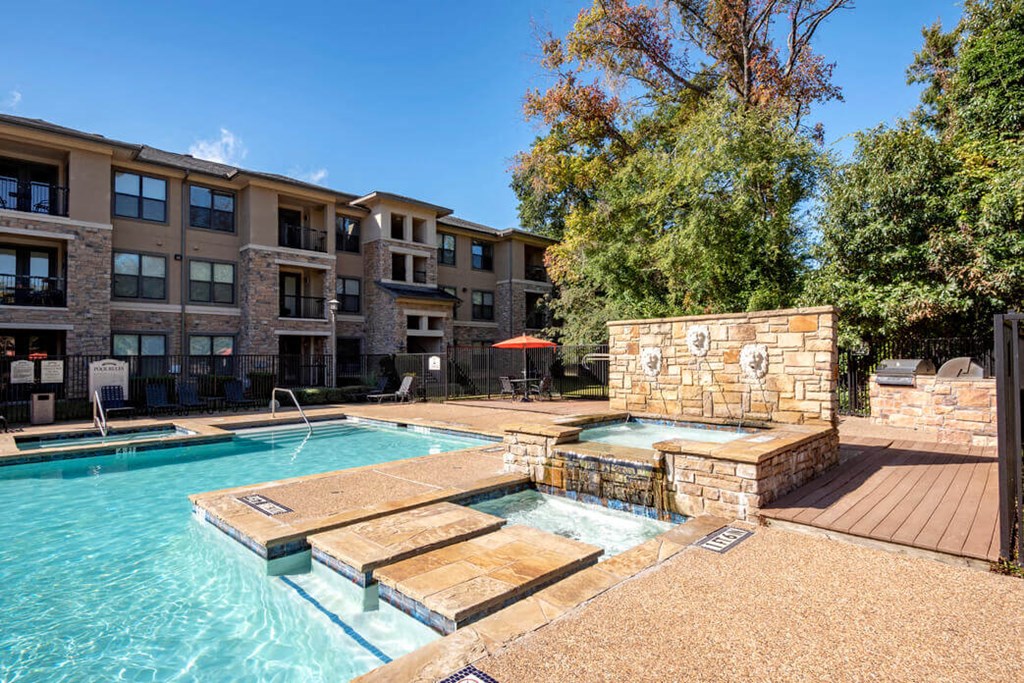 our apartments have a swimming pool and a spa