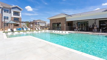 resort style pool in midland pet-friendly apartment - Photo Gallery 7