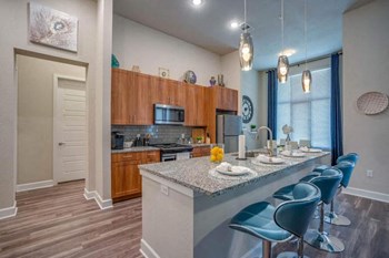 7920 Collin David South Drive 1-3 Beds Apartment for Rent - Photo Gallery 2