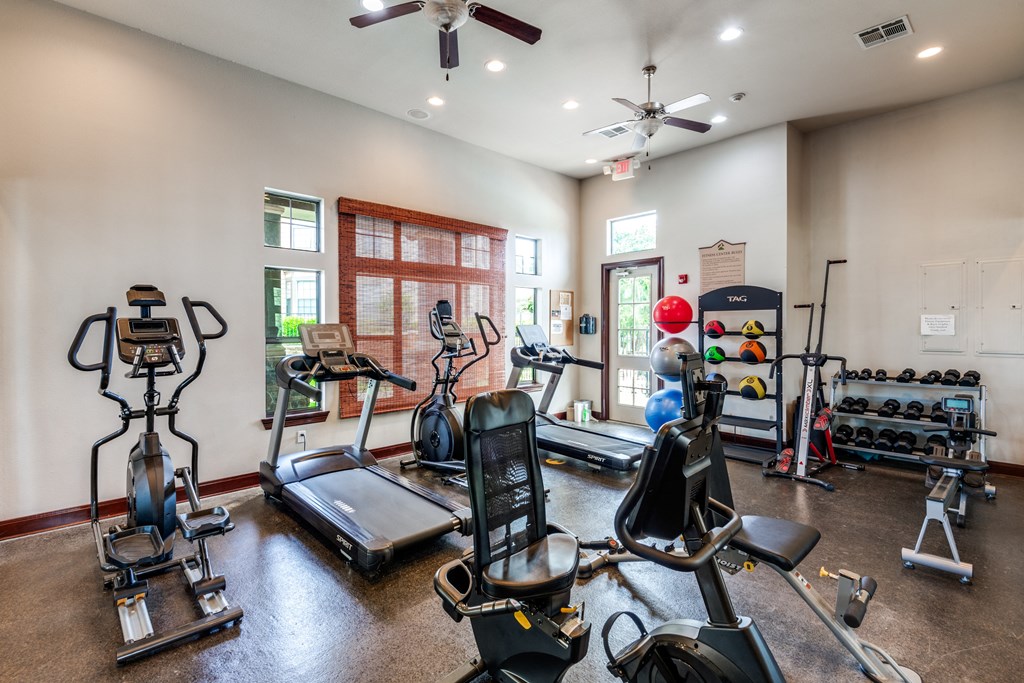 the gym at 1861 muleshoe road has plenty of exercise equipment
