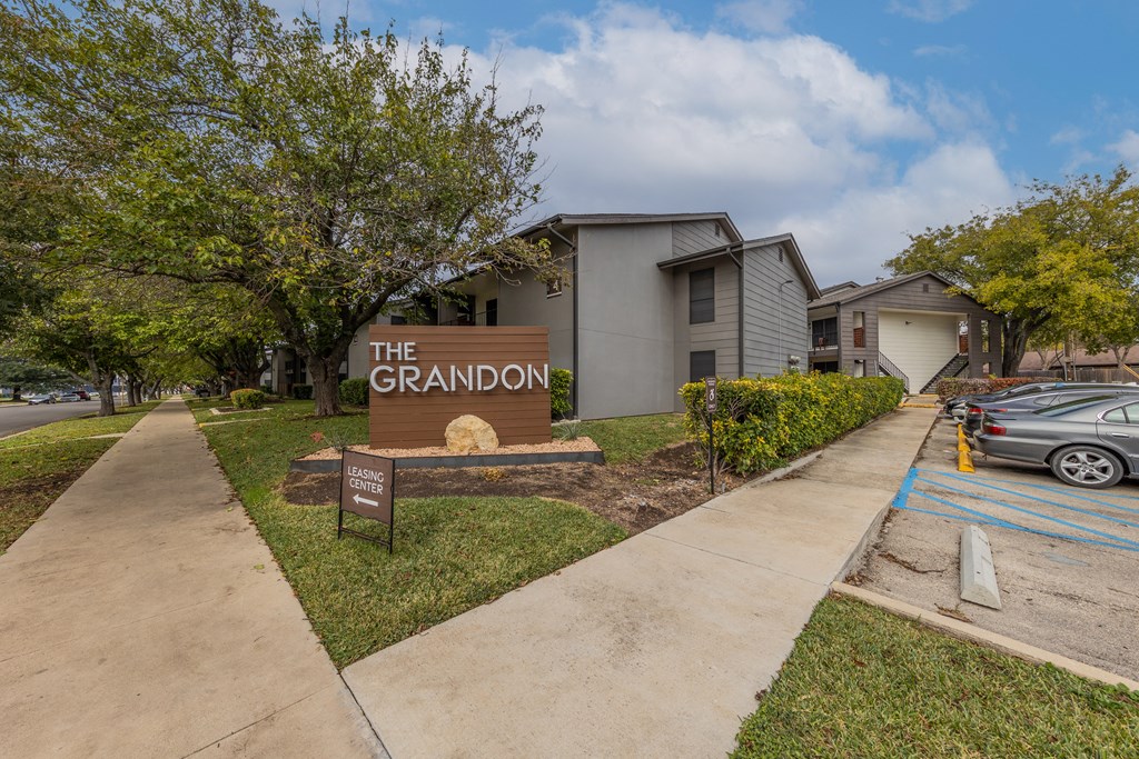 Community sign for The Grandon